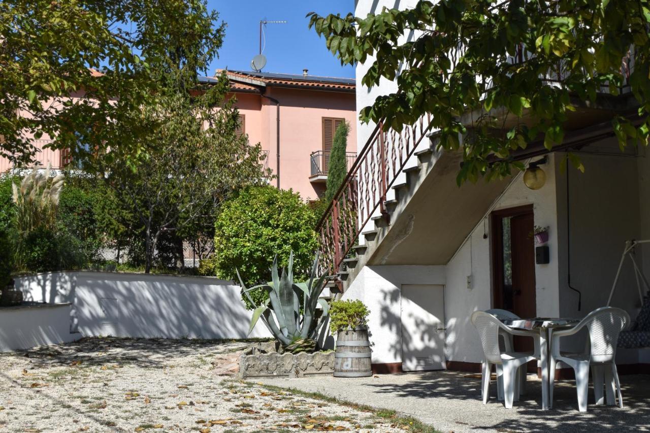 The Lover House Терни Екстериор снимка